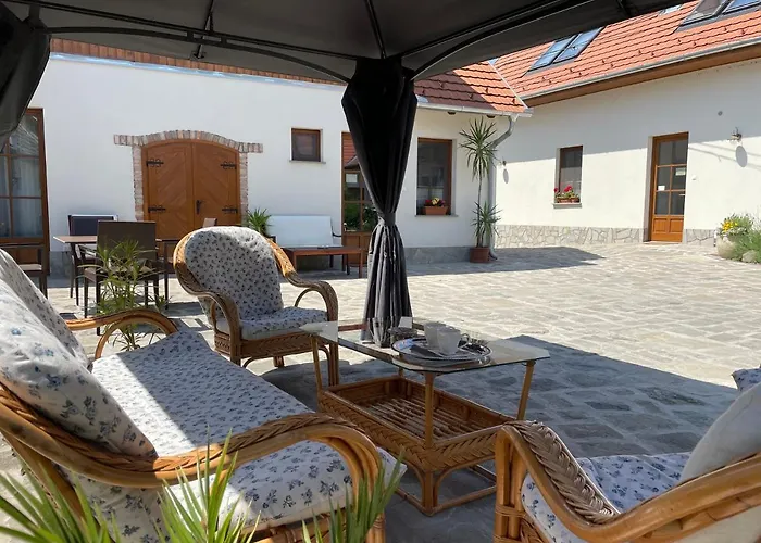 Kis-duna Vendeghaz 4* Dunabogdány