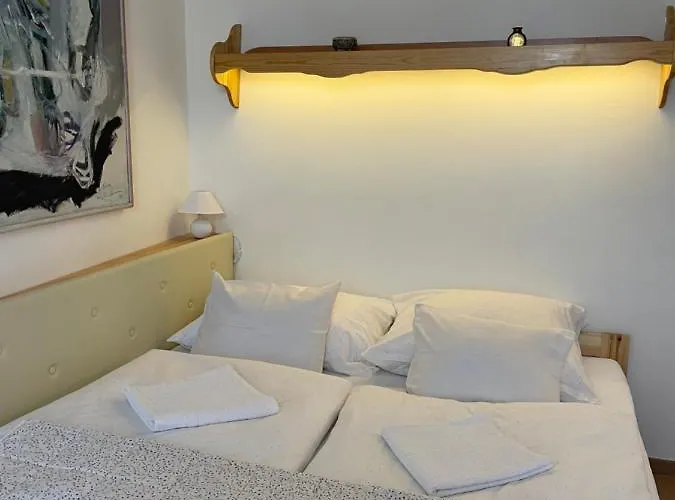 Kis-duna Vendeghaz 4* Dunabogdány