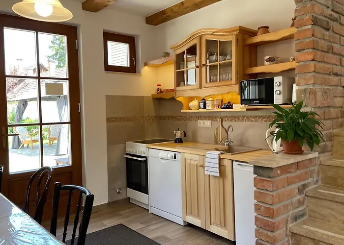 Kis-duna Vendeghaz ゲストハウス Dunabogdány