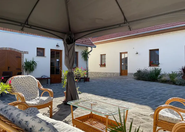 Kis-duna Vendeghaz Pensionat Dunabogdány