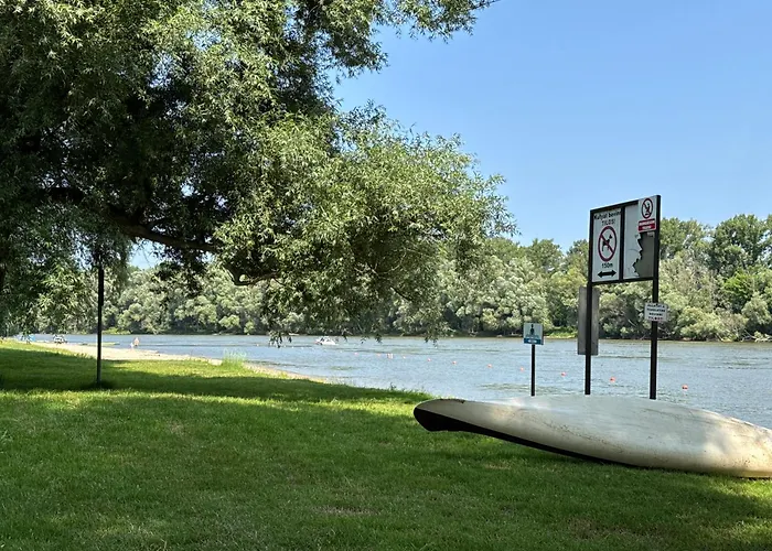 Kis-duna Vendeghaz 4*