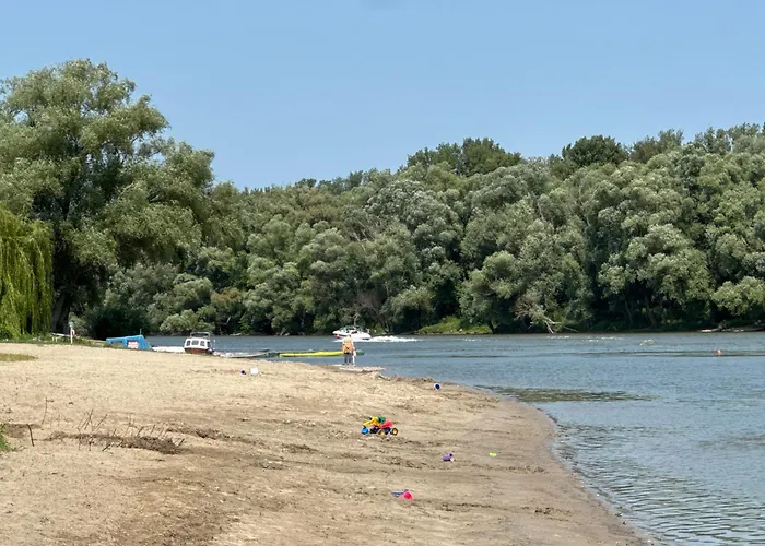 Kis-duna Vendeghaz Pensionat 4*